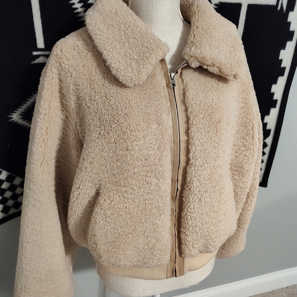 🧸 EUC Donna Salyers Fabulous Furs Slone Faux Sherpa Lined Zip Front Teddy Coat - Picture 9 of 16